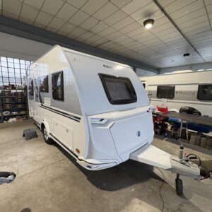 Knaus Sport 400 qd-posti 4-camperizzata